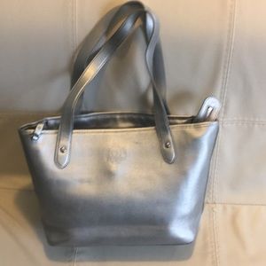Ralph Lauren Sloan Street Classic Tote. Silver